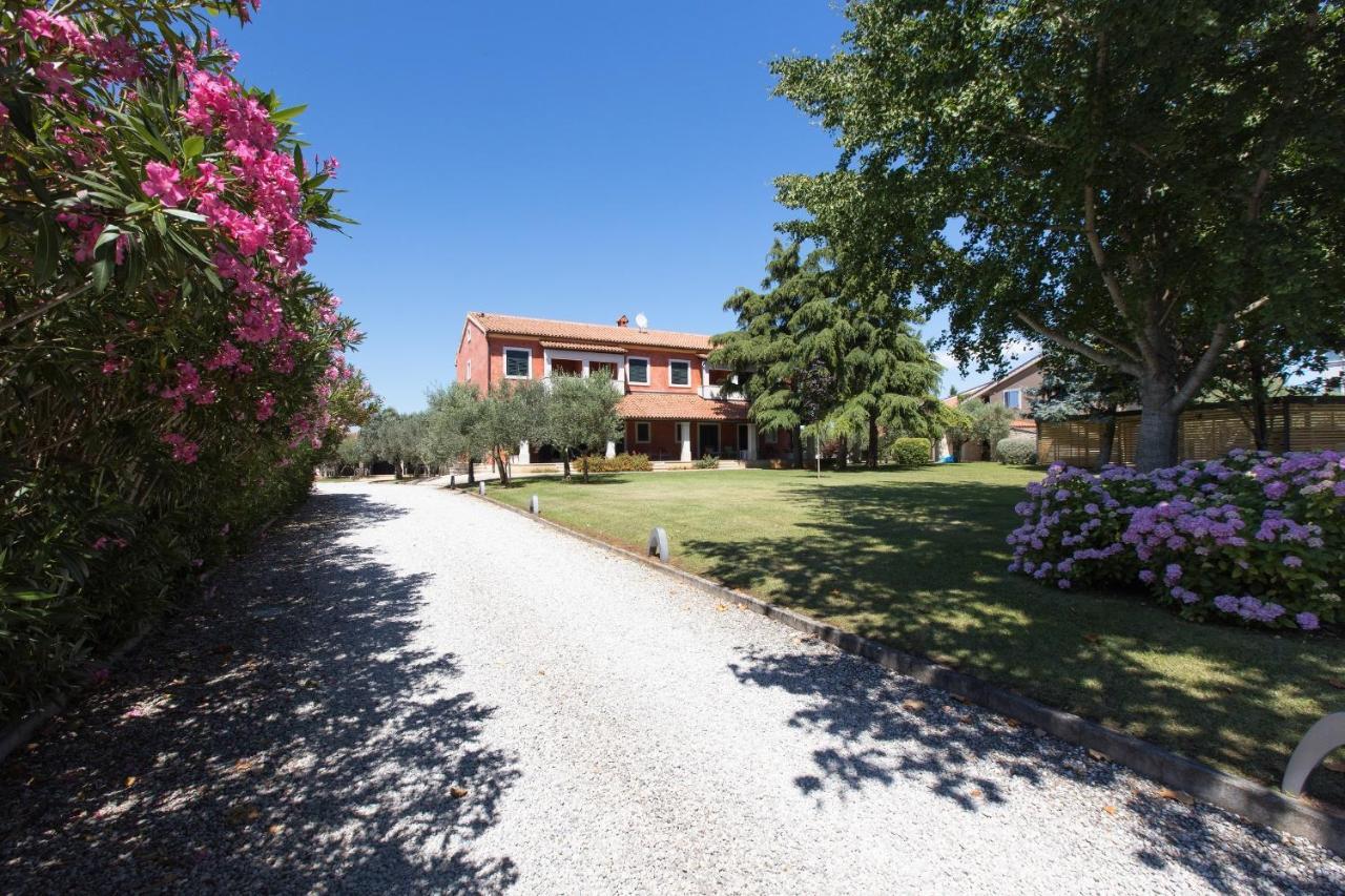 Rooms Alla Beccaccia Фажана Екстер'єр фото